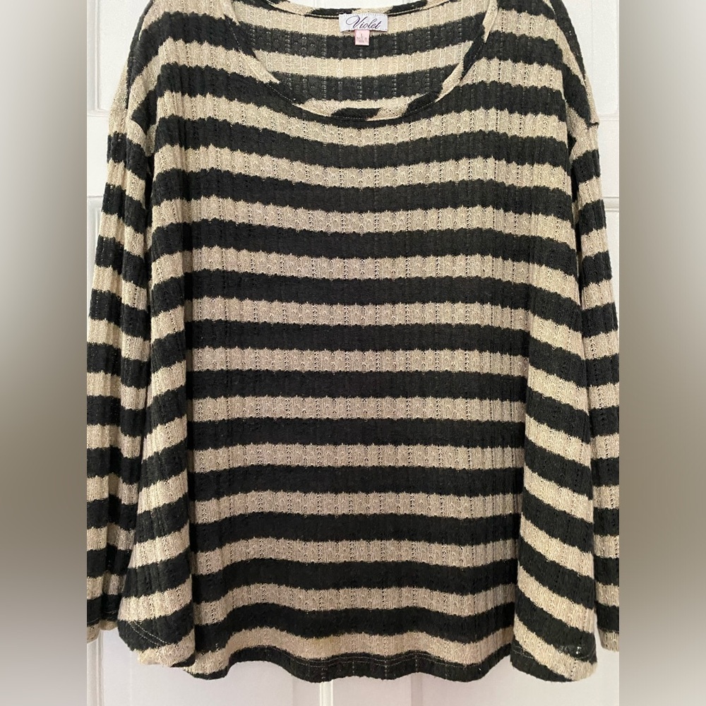 Great Grey Metallic Striped Draped Light Soft Sweater by Violet Size L